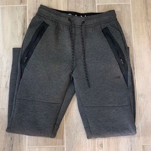 2 pair of American Eagle joggers